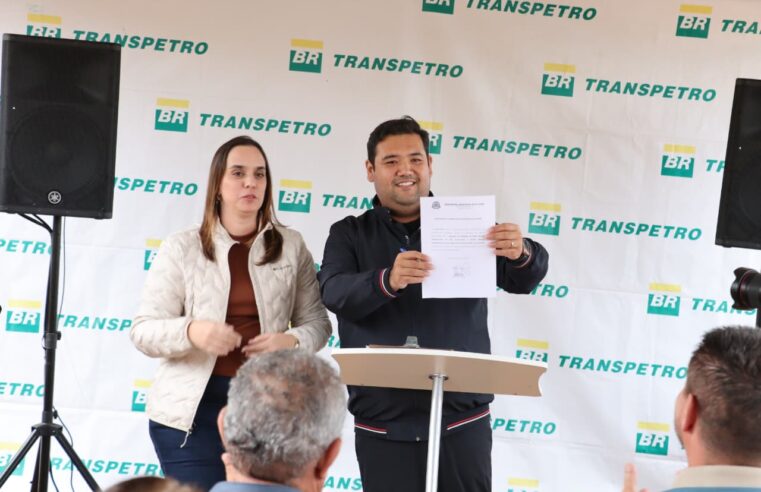Prefeito anuncia pavimentação de avenida no Jardim Gardênia Azul