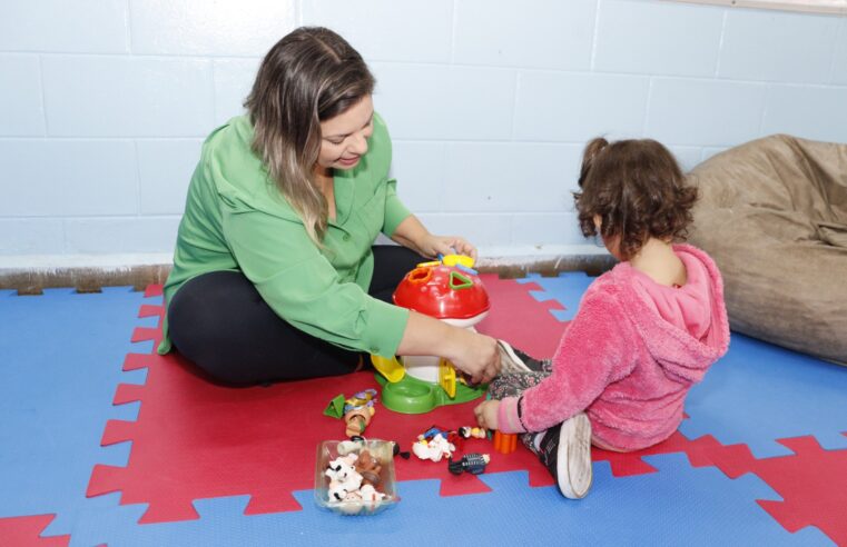 Suzano celebra avanços no ensino e políticas inclusivas em Dia Internacional da Educação
