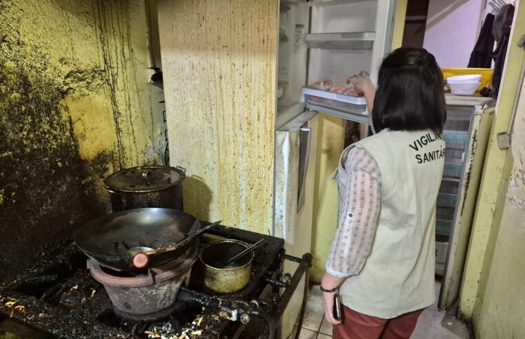 Vigilância Sanitária interdita delivery de yakisoba na rua Baruel